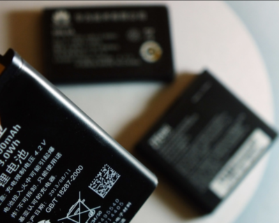 废旧手机与电池的正确分类指南 可回收物还是有害垃圾？